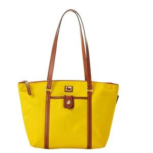 Dooney and Bourke Wayfarer Zip Tote